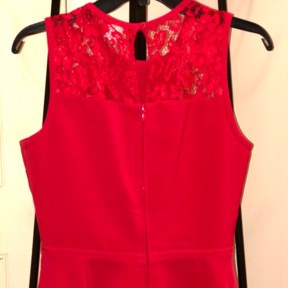 H&M Ruffles & Lace Top - Picture 3 of 5